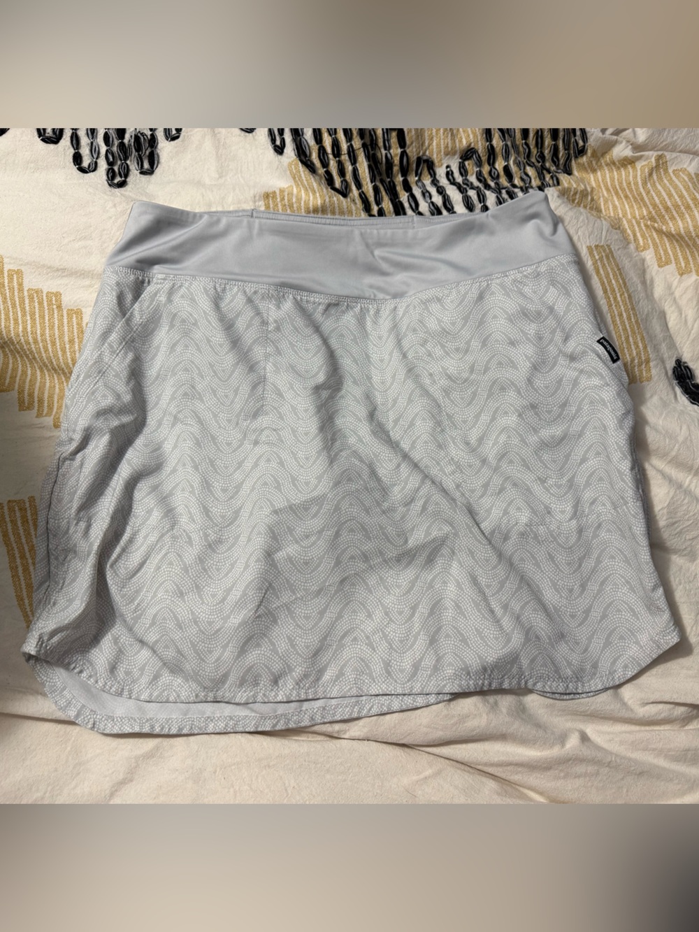 Patagonia Light Gray Active Skort with Subtle Pattern